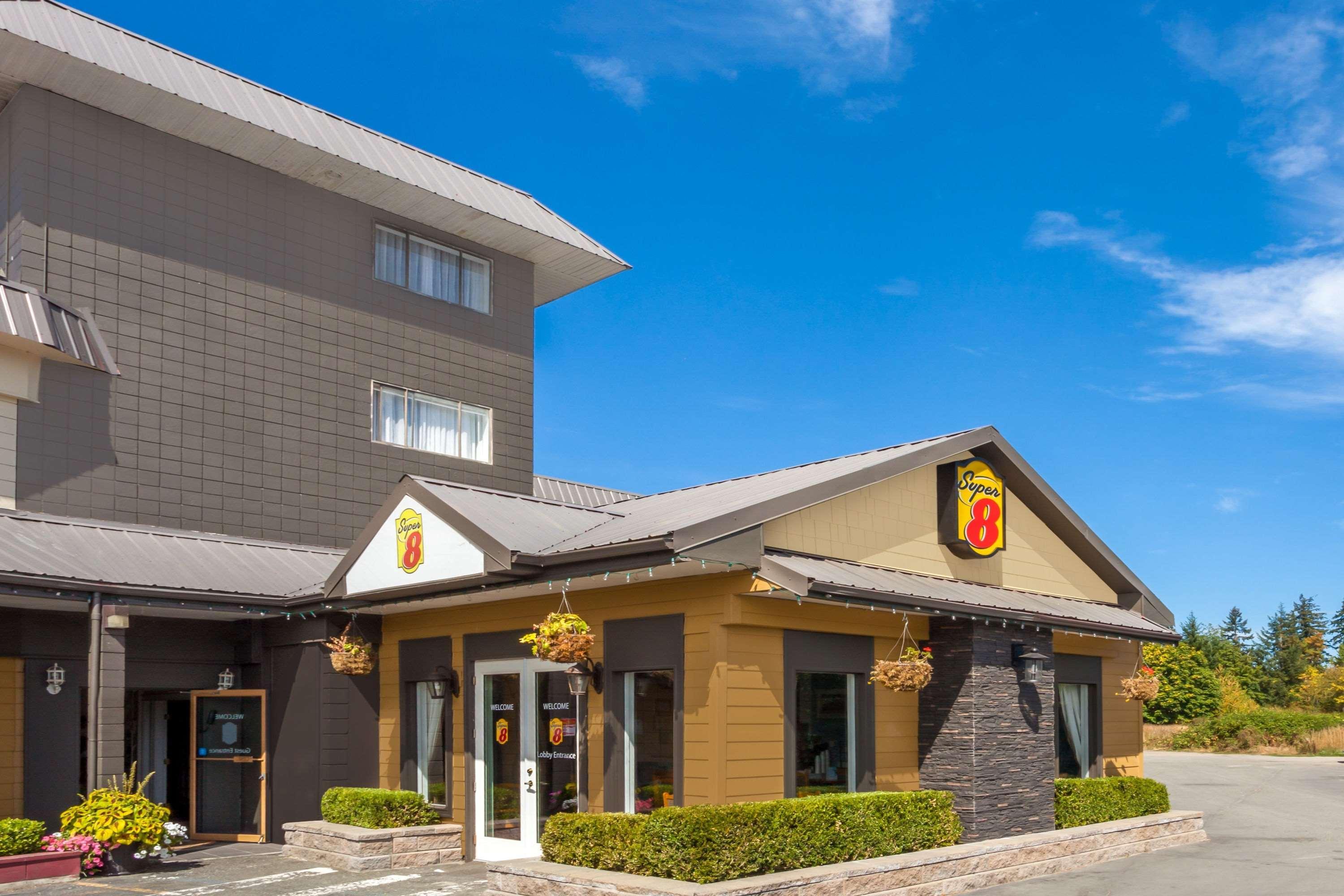Super 8 By Wyndham Duncan Exterior photo